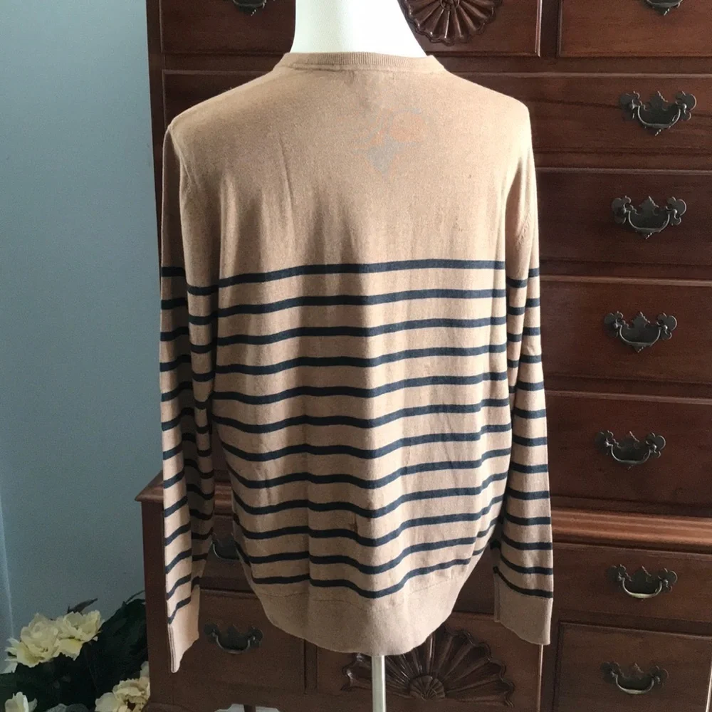 Gap Camel - Gray Stripe Sweater XL